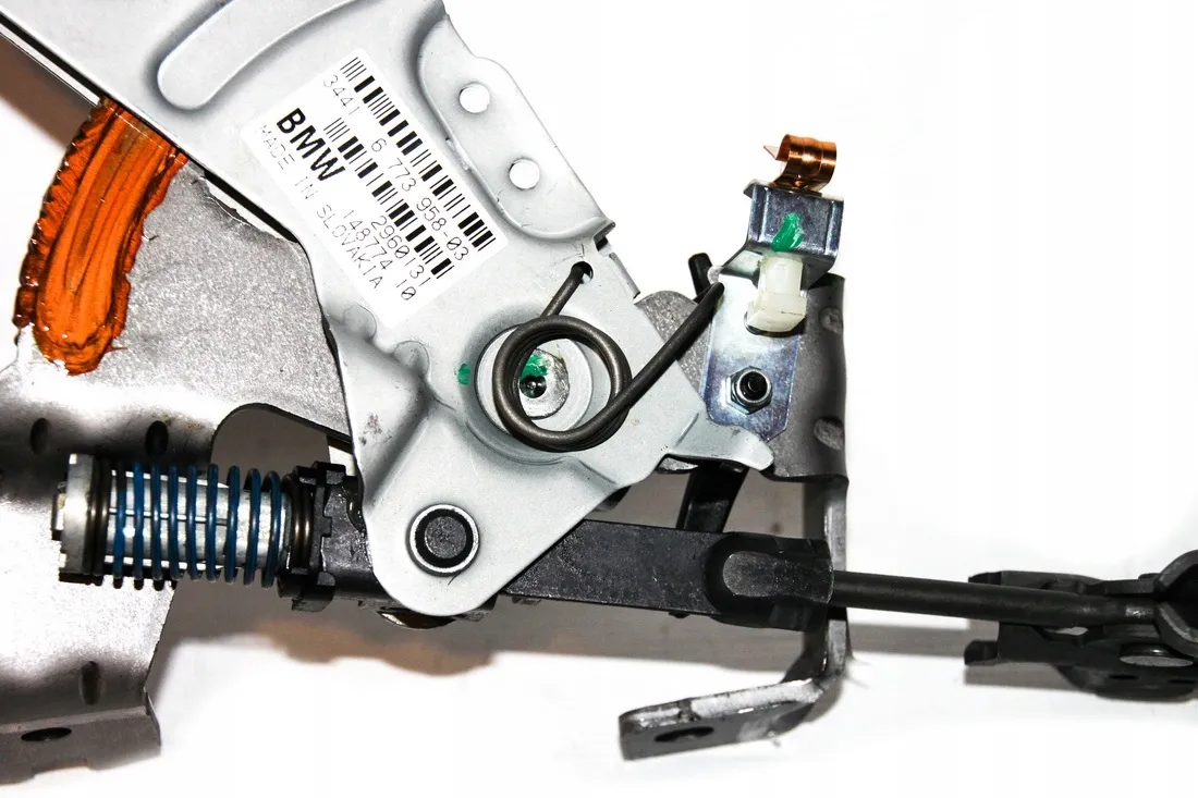 dzwignia-hamulca-recznego-bmw-e60-e61-stan-nowy