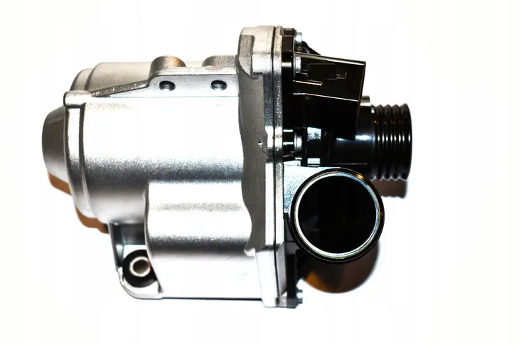 pompa-wody-elektryczna-bmw-e60-e70-e81-e84-e90-e91-11515a05704-waga-z-opakowaniem-4-kg