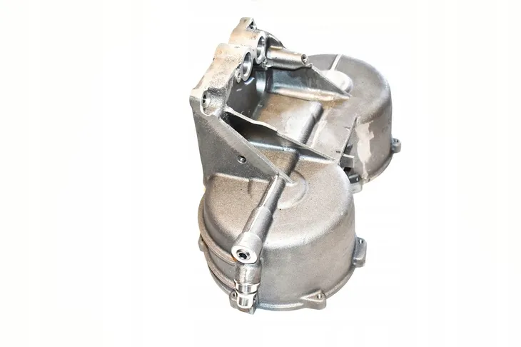 obudowa-alternatora-bmw-e67-rolls-royce-phantom-jakosc-czesci-zgodnie-z-gvo-o-oryginal-z-logo-producenta-samochodu-oe