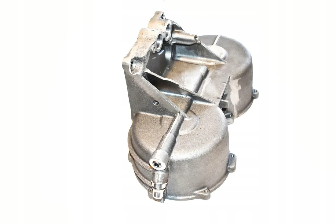 obudowa-alternatora-bmw-e67-rolls-royce-phantom-stan-nowy