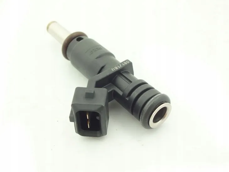 wtryskiwacz-bmw-e60-e61-e63-e64-e65-e70-e81-e83-numery-katalogowe-zamiennikow-13537531634