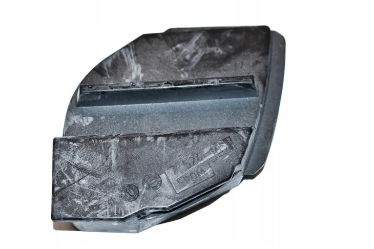 zaslepka-bmw-x5-e53-e60-e61-e63-e64-e65-7524165-producent-czesci-bmw-oryginalne-oe