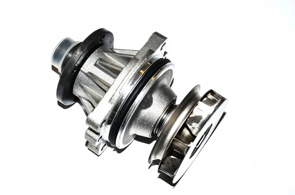 pompa-wody-bmw-e36-e46-e39-e60-e65-x5-m50-m52-m54