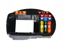 zapasowa-podstawa-bezpiecznikow-bmw-e60-e61-e63