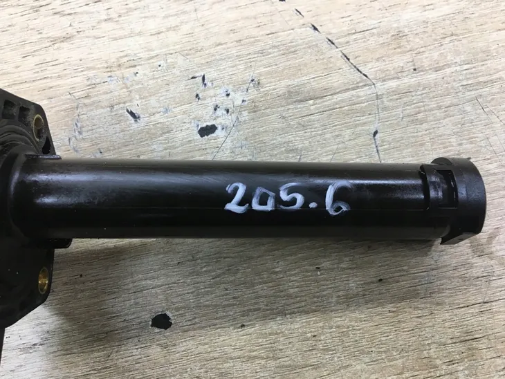 czujnik-poziomu-oleju-bmw-e60-e61-e70-x5-e71-x6-producent-czesci-bmw-oryginalne-oe-typ-samochodu-samochody-osobowe