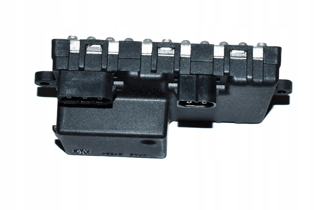 regulator-dmuchawy-opornik-bmw-e60-e61-e63-e64-520-ac164231