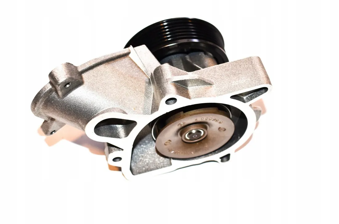 pompa-wody-bmw-e87-e90-e60-x3-x5-x6-330d-530d-320d-stan-nowy