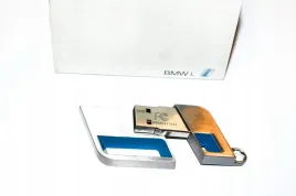 pamiec-usb-pendrive-bmwi-32gb-80292411537