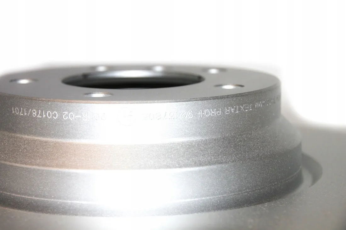 tarcza-hamulcowa-przod-bmw-e87-e81-e91-e92-x1-123d-stan-nowy