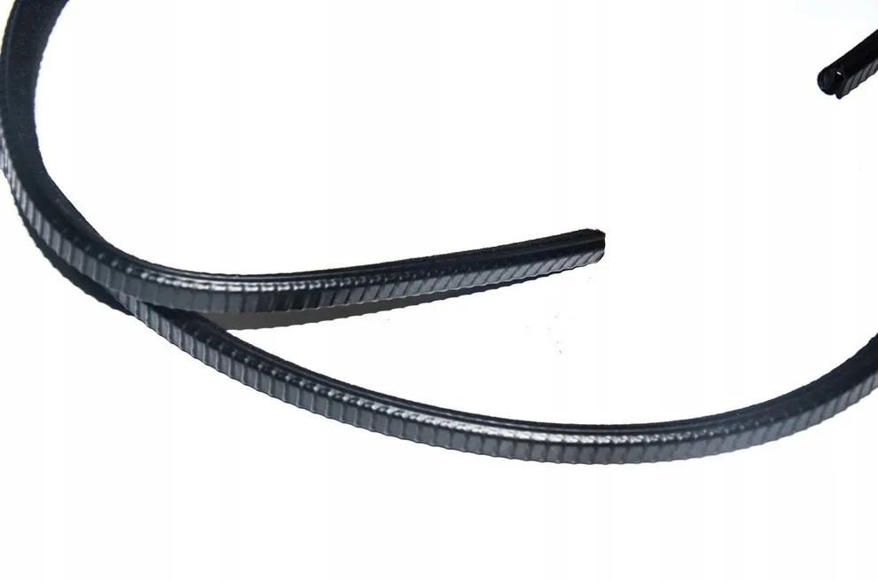 uszczelka-szyberdachu-bmw-e21-e30-318-320-323-325-stan-nowy