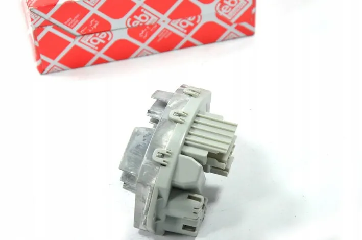 rezystor-opornik-dmuchawy-bmw-e70-e71-e84-e90-e87-producent-czesci-febi-bilstein