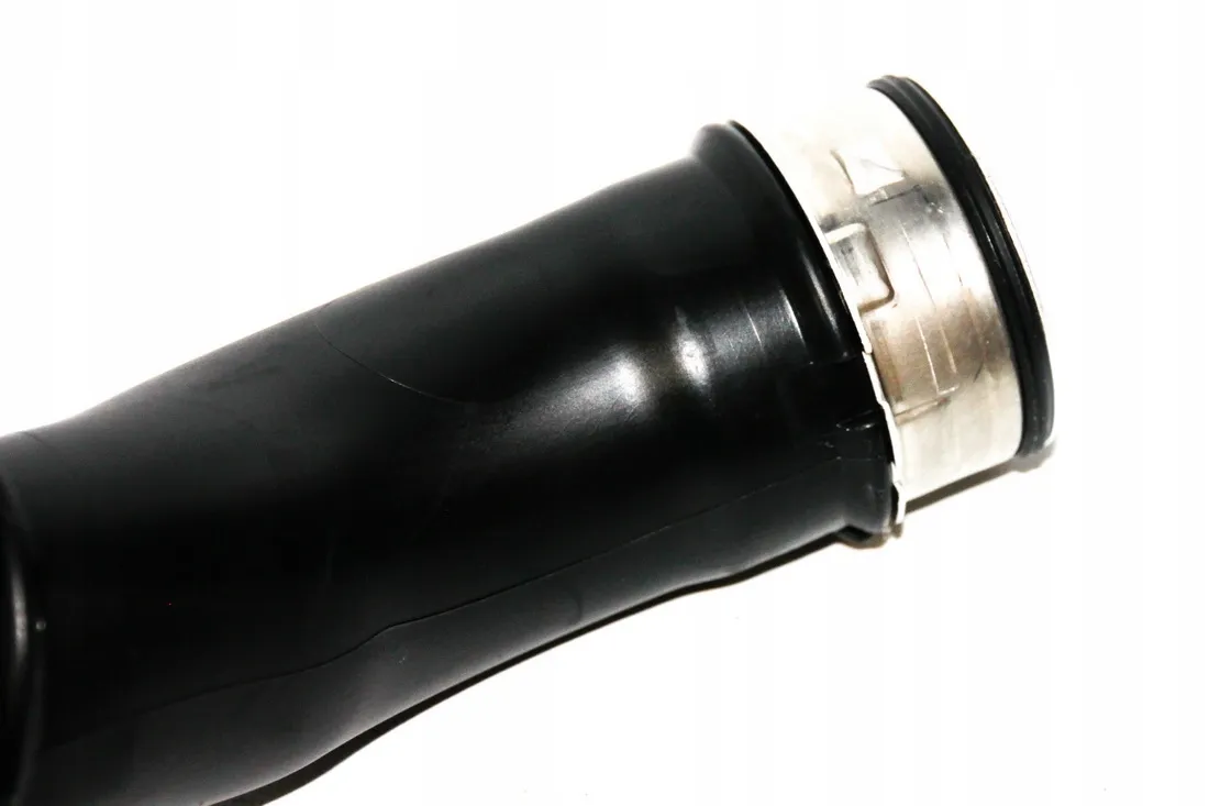 przewod-intercoolera-bmw-e82-e84-x1-e88-e90-e91-e92-e93-320-318-316-118-130