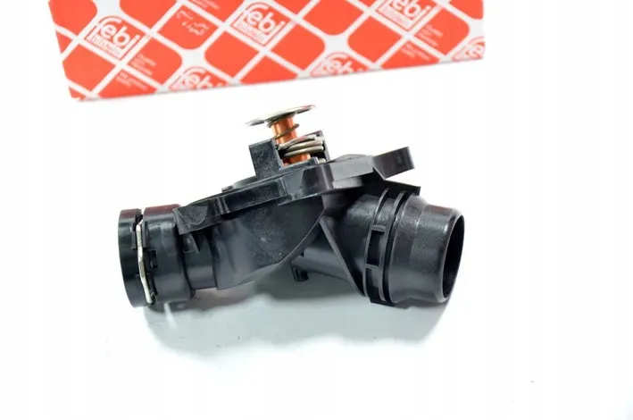 termostat-bmw-e60-e65-e61-520d-525d-530d-535d-730d-jakosc-czesci-zgodnie-z-gvo-p-zamiennik-o-jakosci-porownywalnej-do-oryginalu