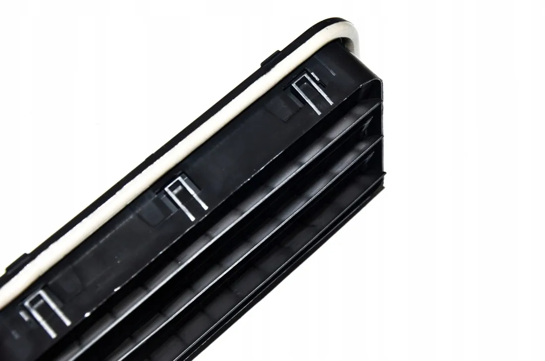 odpowietrznik-zderzaka-tyl-bmw-e39-e46-e53-x5-e63-stan-nowy