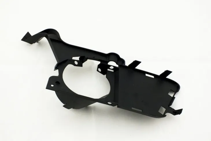 mocowanie-halogenu-bmw-e92-e93-316-320-325-330-335-jakosc-czesci-zgodnie-z-gvo-o-oryginal-z-logo-producenta-samochodu-oe