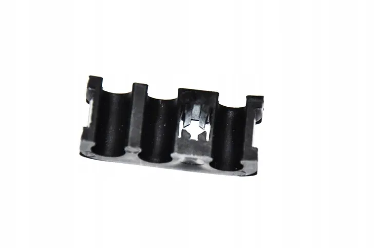 uchwyt-przewodu-paliwowa-bmw-e28-e32-e34-e38-e39-producent-czesci-bmw-oe
