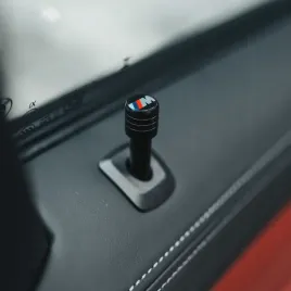nakladka-rygiel-na-blokade-drzwi-bmw-m-performance-51955a368c7