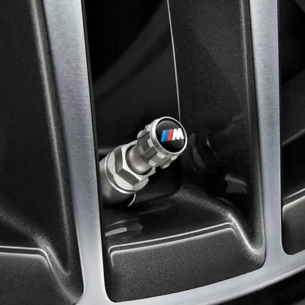 nakretki-na-wentyle-z-logo-bmw-m-1m-m2-m3-m4-m5-m6-m8-36122447402-stan-nowy