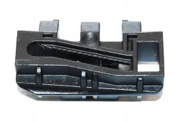zaczep-relingu-bmw-f10-f11-518-520-523-525-530-535-540-550-m5-51137238257