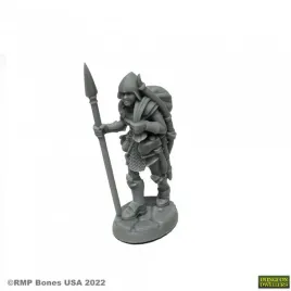 reaper-miniatures-marina-overladen-henchwoman