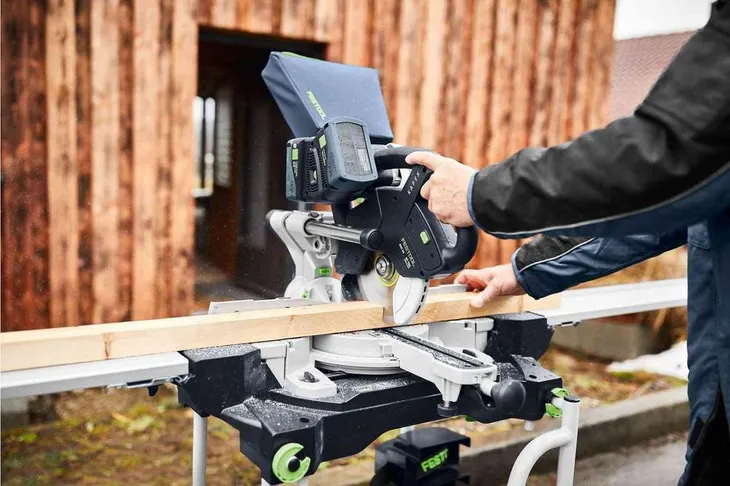 pistolet-malarski-festool-waga-z-opakowaniem-0-4-kg