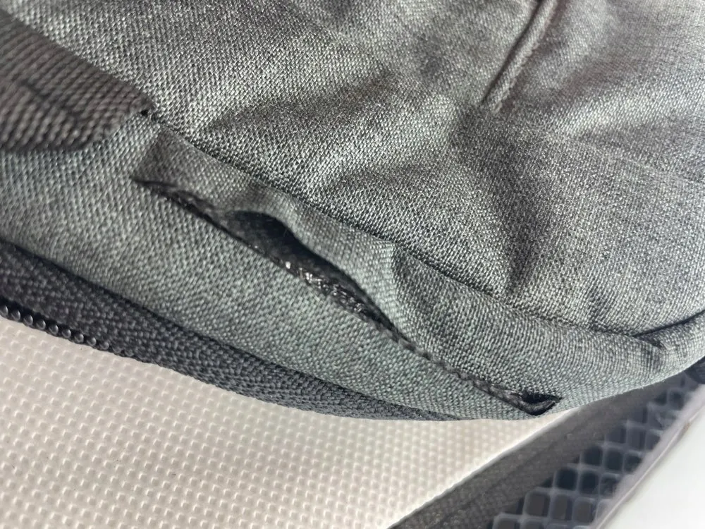 torba-do-laptopa-case-logic-era-14-szara