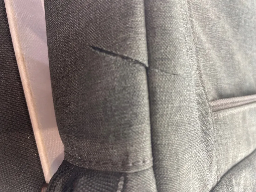 torba-do-laptopa-case-logic-era-14-szara-stan-powystawowy