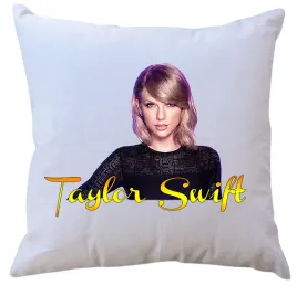 poduszka-z-wkladem-taylor-swift-producent