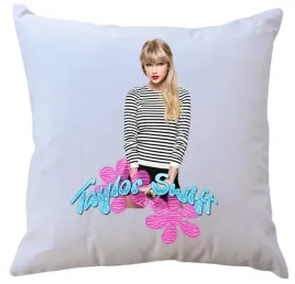 poduszka-z-wkladem-taylor-swift-producent