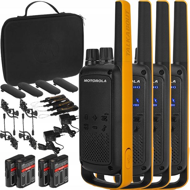 ﻿MOTOROLA T82 EXTREME 4x KRÓTKOFALÓWKI QUAD PMR 446+ 4x SŁUCHAWKI +ŁADOWARKI