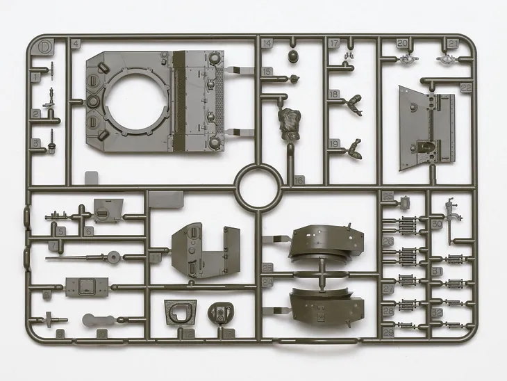 czolg-m5a1-stuart-model-32606-tamiya-marka-tamiya-stan-nowy