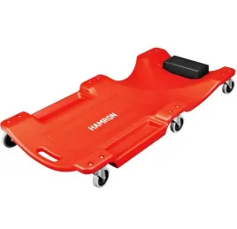 lezanka-warsztatu-praca-autem-kolkach-zaglowek