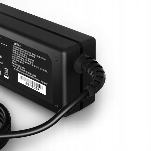 zasilacz-ladowarka-do-laptopa-65w-usb-c-kabel-stan-opakowania-oryginalne-producent-inna
