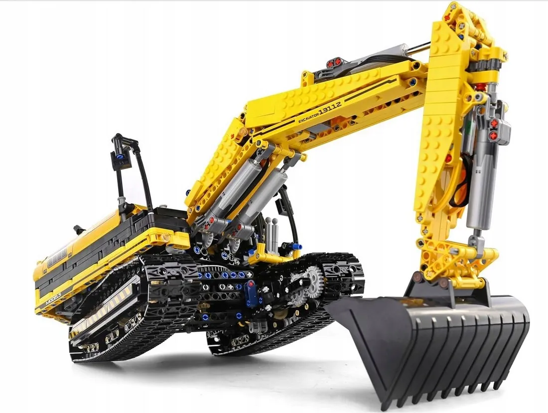 mould-king-technic-13112-motorized-excavator-car