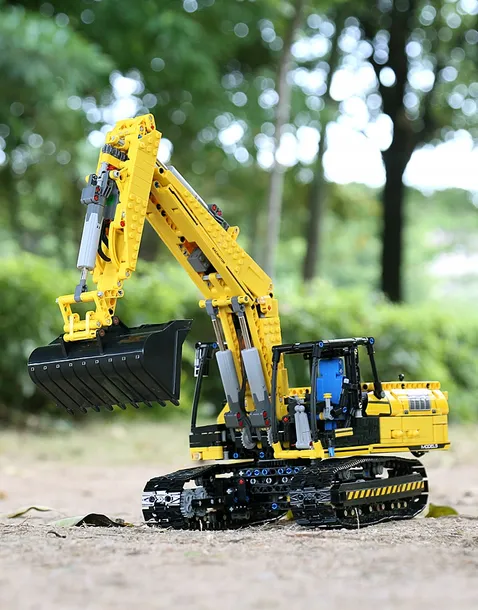 mould-king-technic-13112-motorized-excavator-car