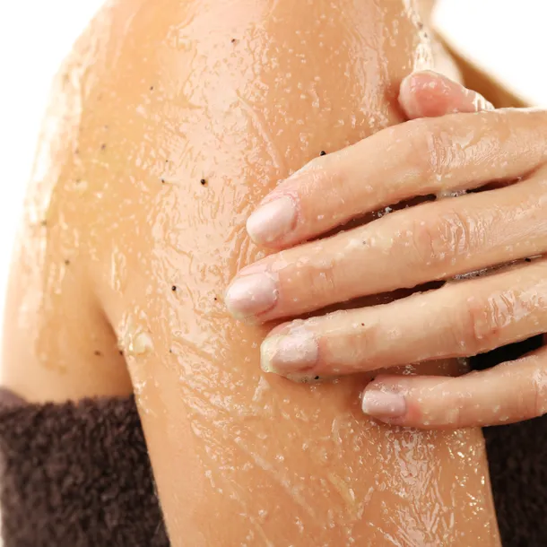 bjobj-avena-wygladzajacy-scrub-do-ciala-w-wyciagiem-z-owsa-150-ml-marka-bjobj