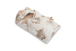 otulacz-muslinowy-do-fotelika-zagajnik-brazowy