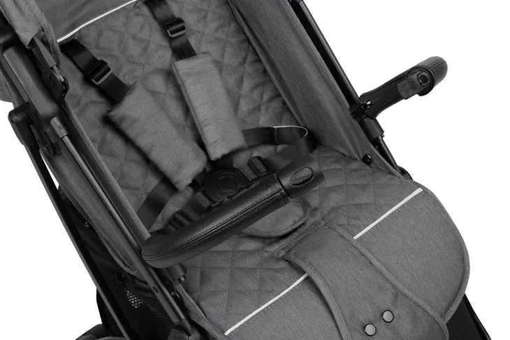 wozek-spacerowy-trail-graphite-stan-nowy-kolor-odcienie-szarosci-i-srebra