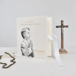 album-na-zdjecia-prezent-pamiatka-pierwszej-komunii-swietej-dla-chlopca