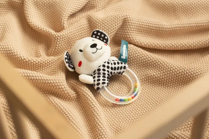 blackandwhite-grzechotka-mis-plec-chlopcy-dziewczynki