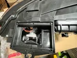 reflektor-audi-a4-prawy-ksenon-oe-stan-nowy