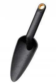 lopatka-szeroka-solid-1071899-fiskars