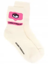 skarpety-damskie-chiara-ferragni-bezowe-dlugie-z-logo-35-41