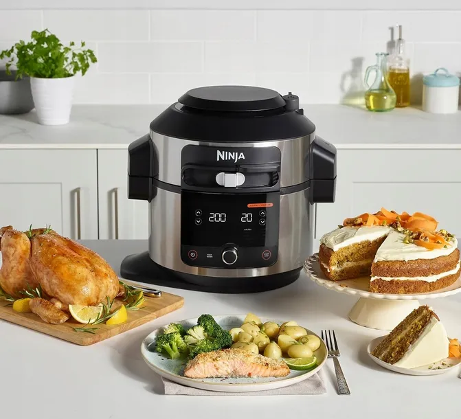 multicooker-ninja-foodi-ol550eu-bezpieczenstwo-nozki-antyposlizgowe-zabezpieczenie-przed-przegrzaniem