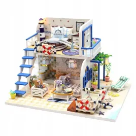miniaturowy-domek-diy-lazurowy-poranek-slonce-morze-wakacje-rodzina