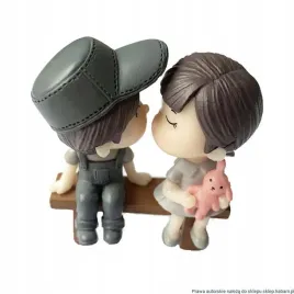 zestaw-figurek-on-i-ona-na-lawce-krolik