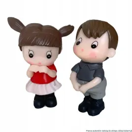 zestaw-figurek-para-na-urodzinach