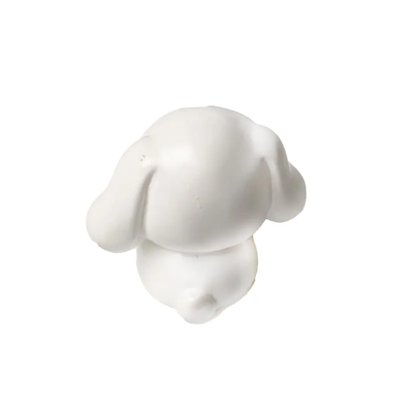 figurka-kroliczek-model-z-marchewka-stan-nowy