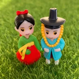 dziewczynka-i-chlopiec-seul-korea-azja-figurka-model-zestaw-laleczka