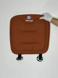 mata-ochronna-siedzenie-volkswagen-uniwersalna-poduszka-na-fotelskora-pu